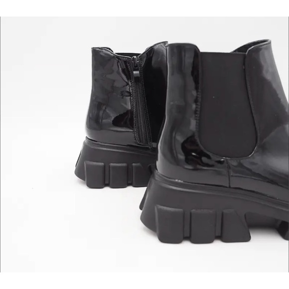 #47 Maxine Chelsea Chunky Heel Low Boots - Picture 5 of 8